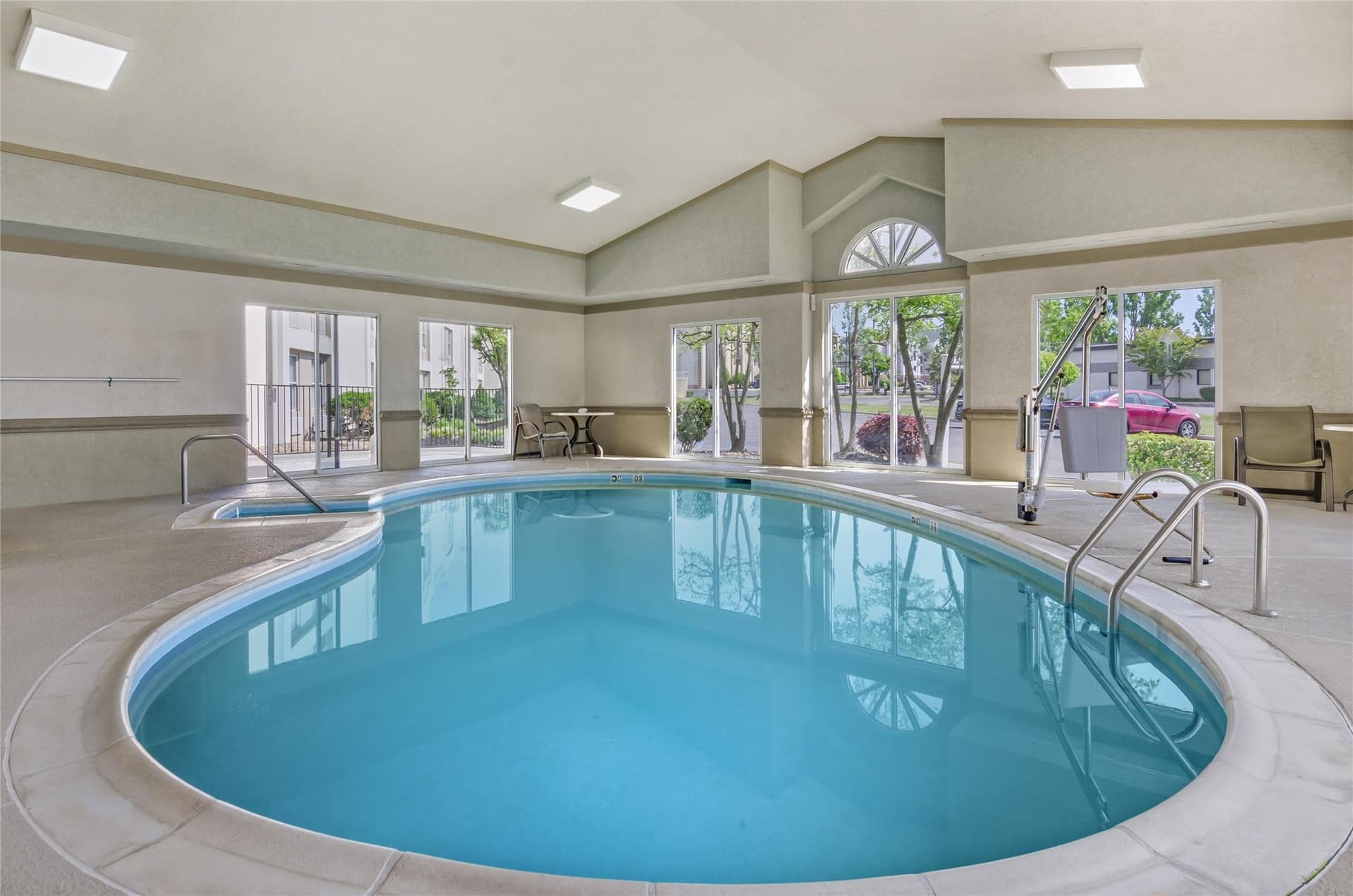 Best Western Plus Inn at Valley View 4