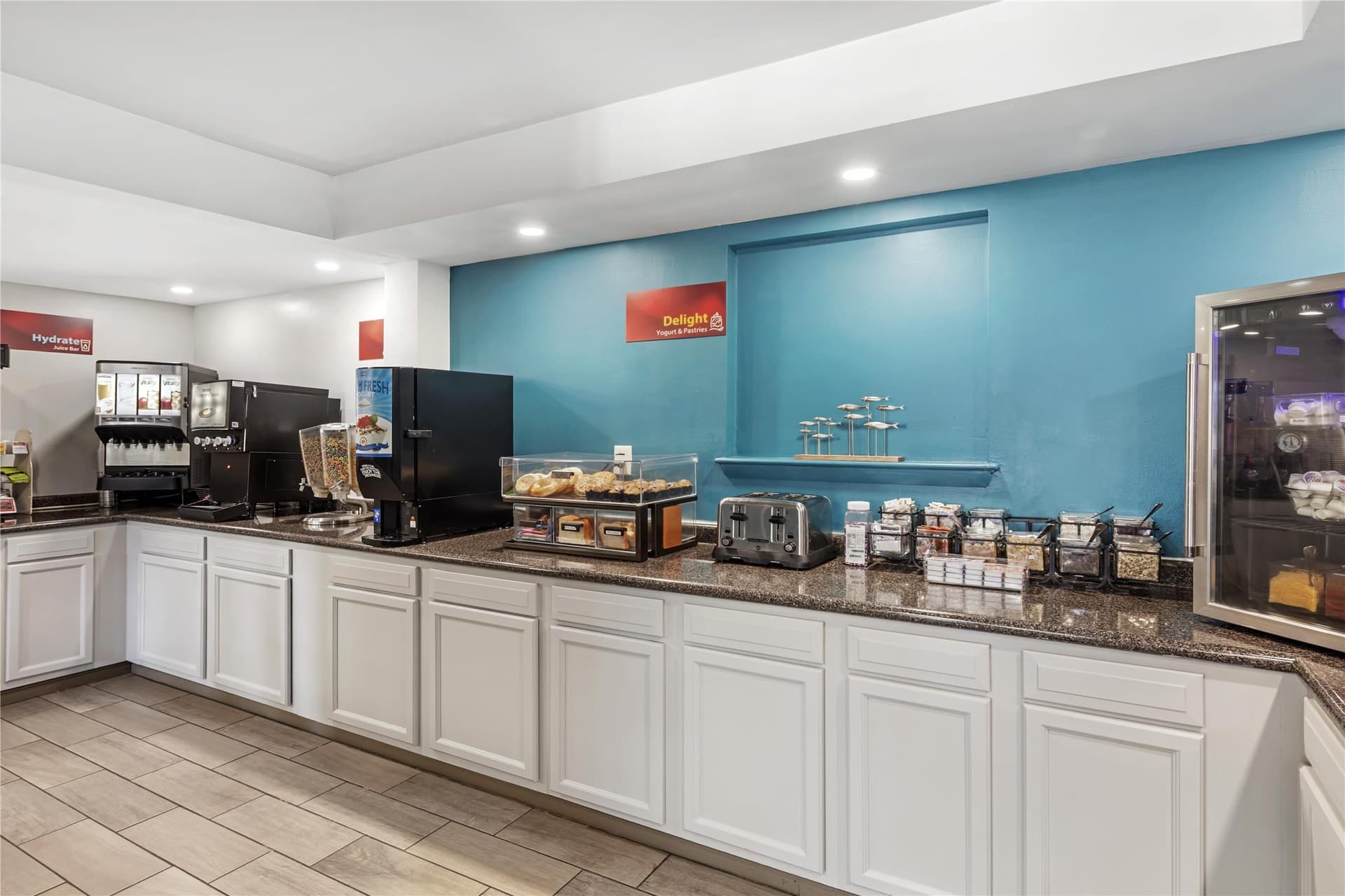 Best Western Plus Holiday Sands Inn & Suites 5