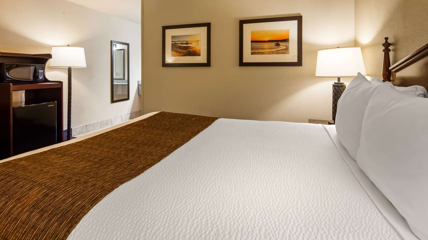 Best Western Lakewood 4