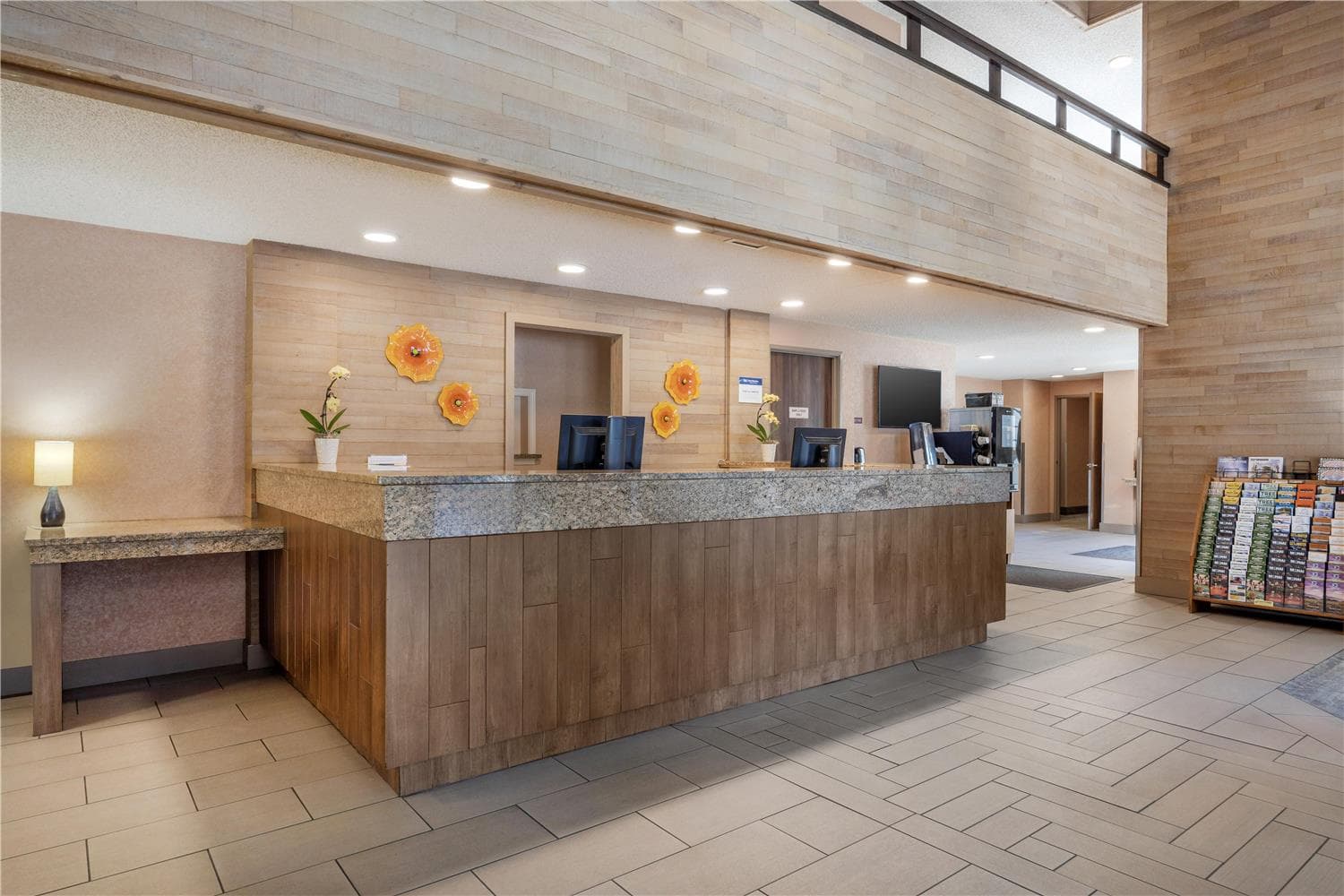 Best Western Plus Oak Harbor Hotel & Conference Center 2