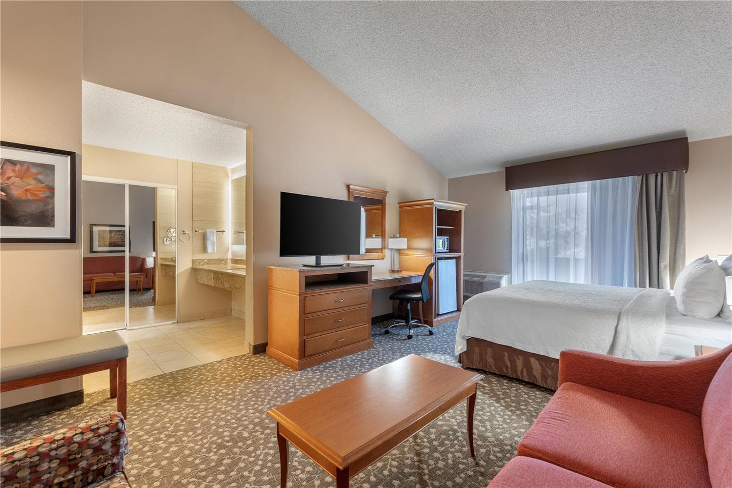 Best Western Plus Oak Harbor Hotel & Conference Center 3
