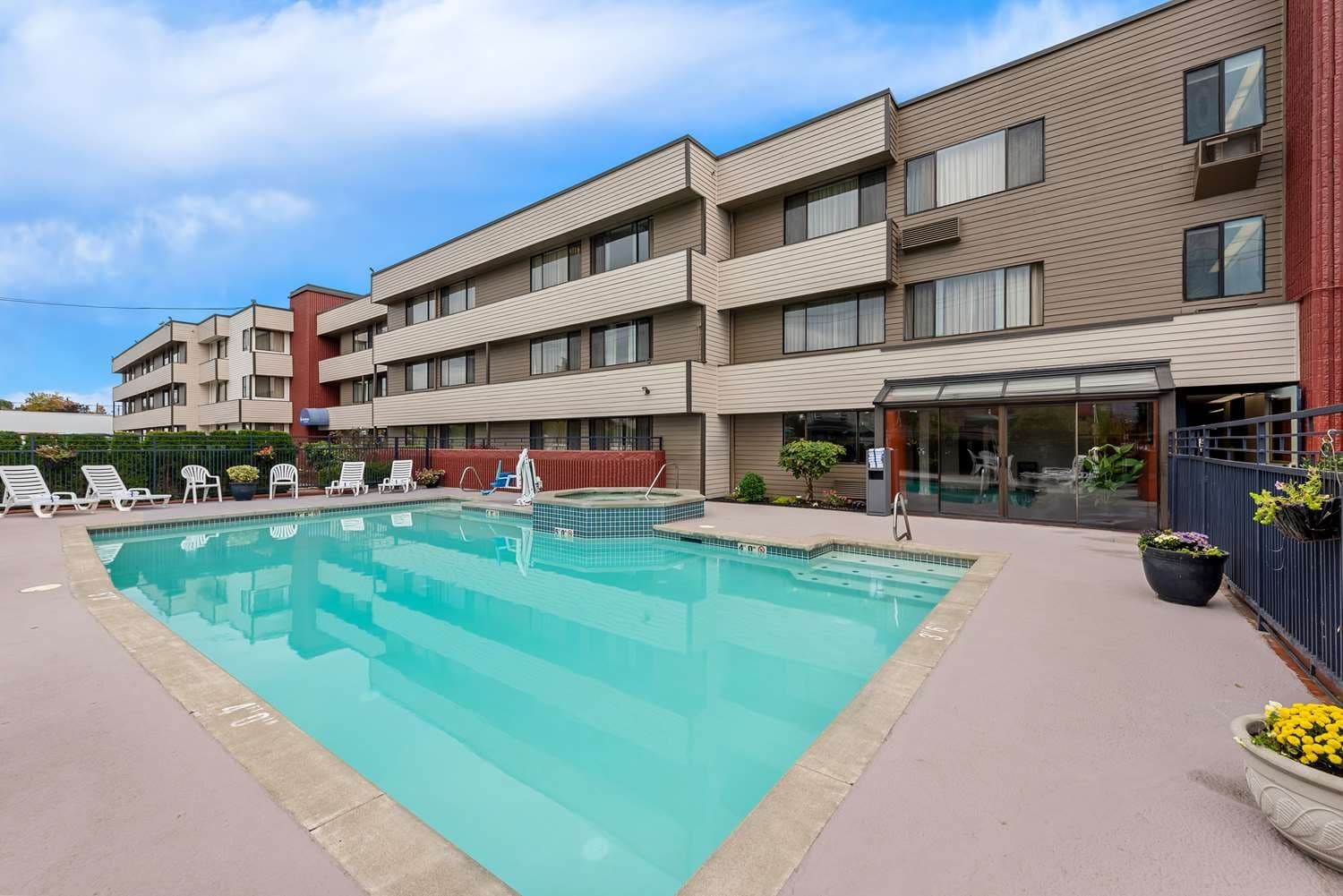 Best Western Cascadia Inn 4