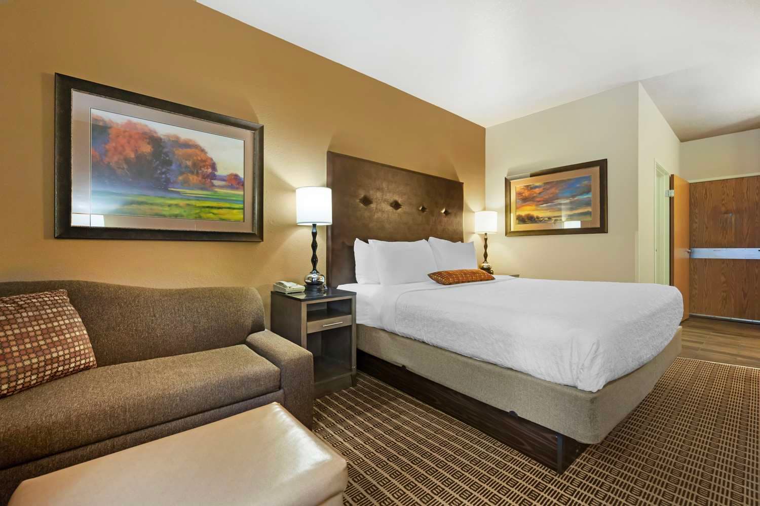 Best Western Plus Yakima Hotel 3