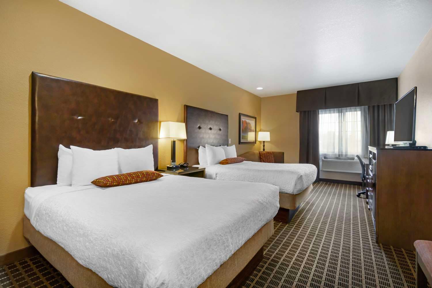 Best Western Plus Yakima Hotel 4