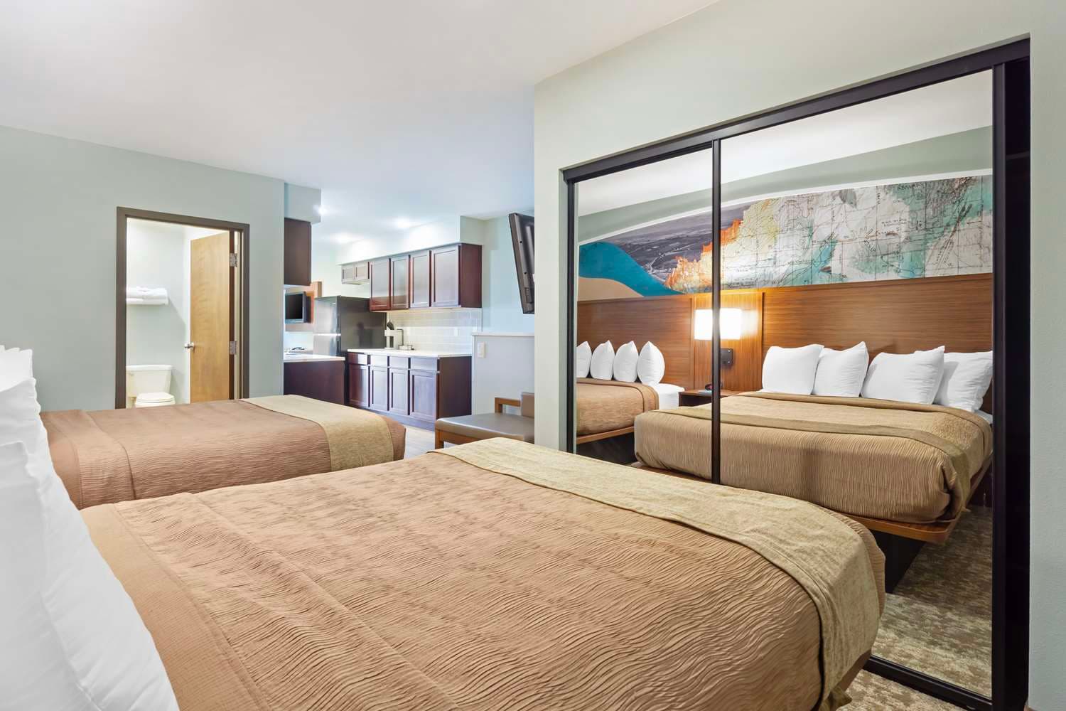Best Western Plus Ahtanum Inn 4