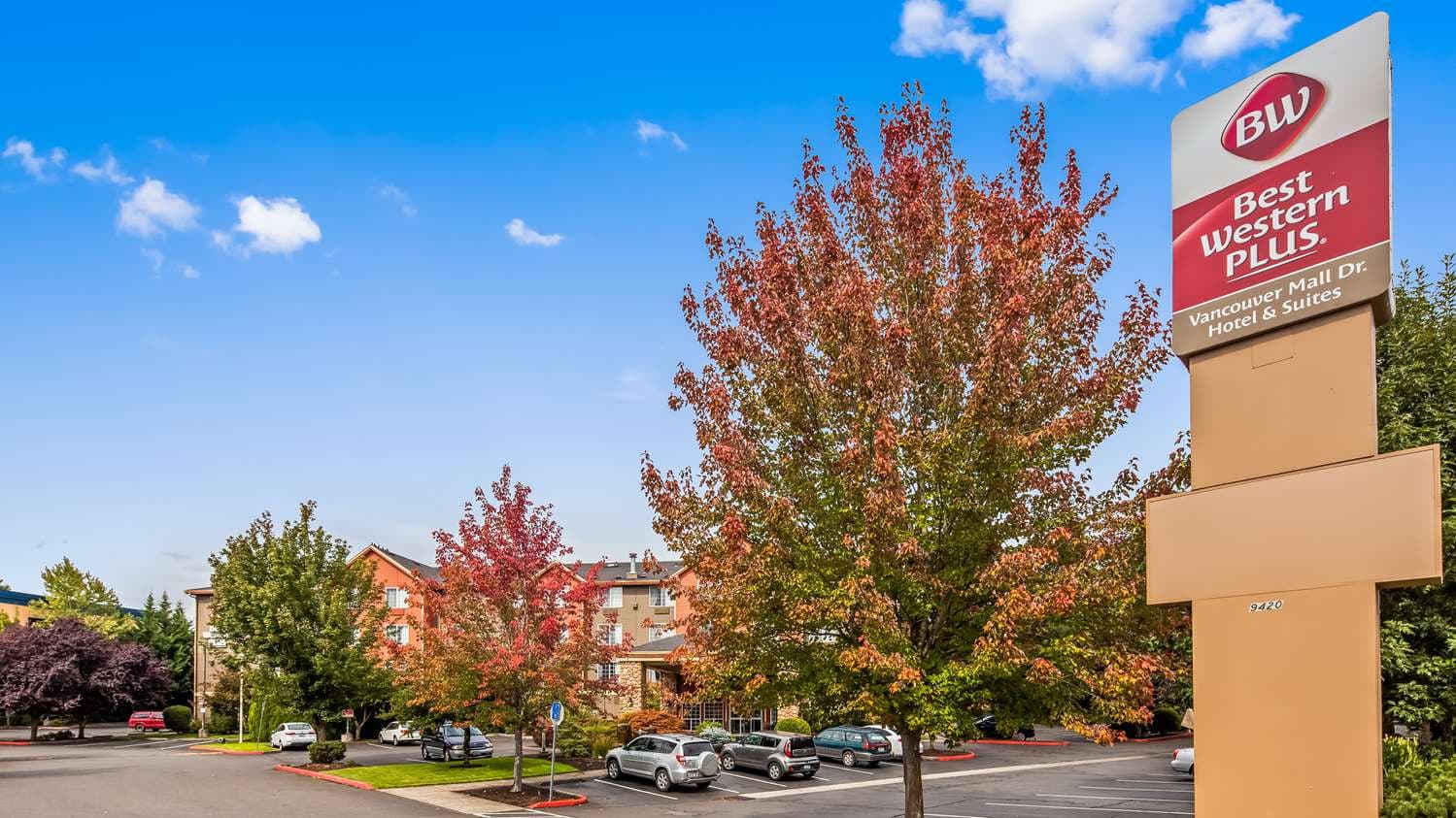 Best Western Plus Vancouver Mall Dr. Hotel & Suites 2