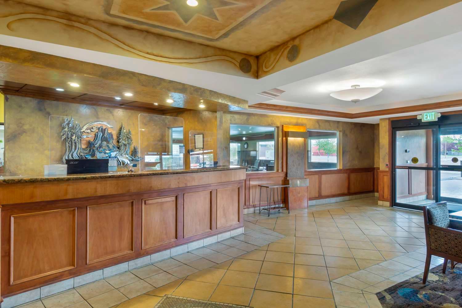 Best Western Plus Ellensburg Hotel 4