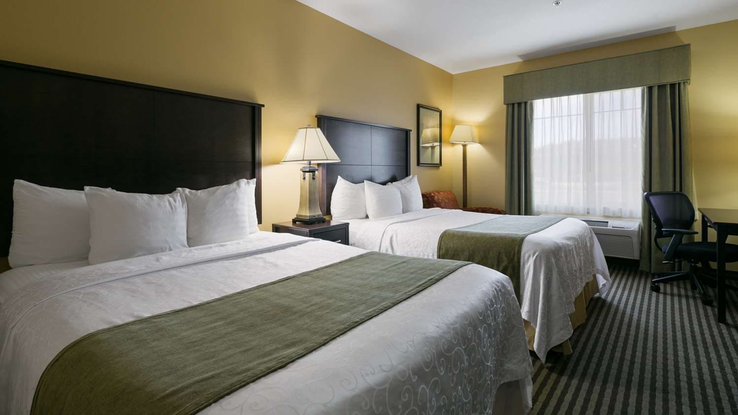 Best Western Plus Port of Camas - Washougal Convention Center 3