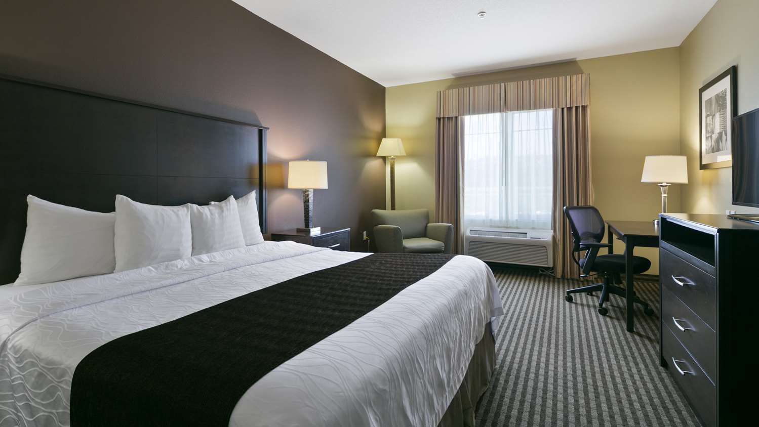 Best Western Plus Port of Camas - Washougal Convention Center