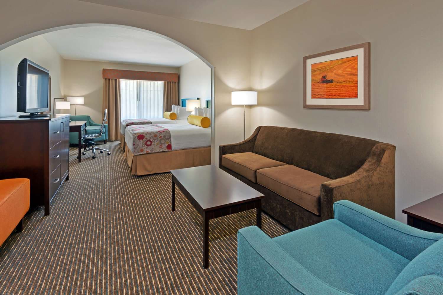 Best Western Plus Dayton Hotel & Suites 4