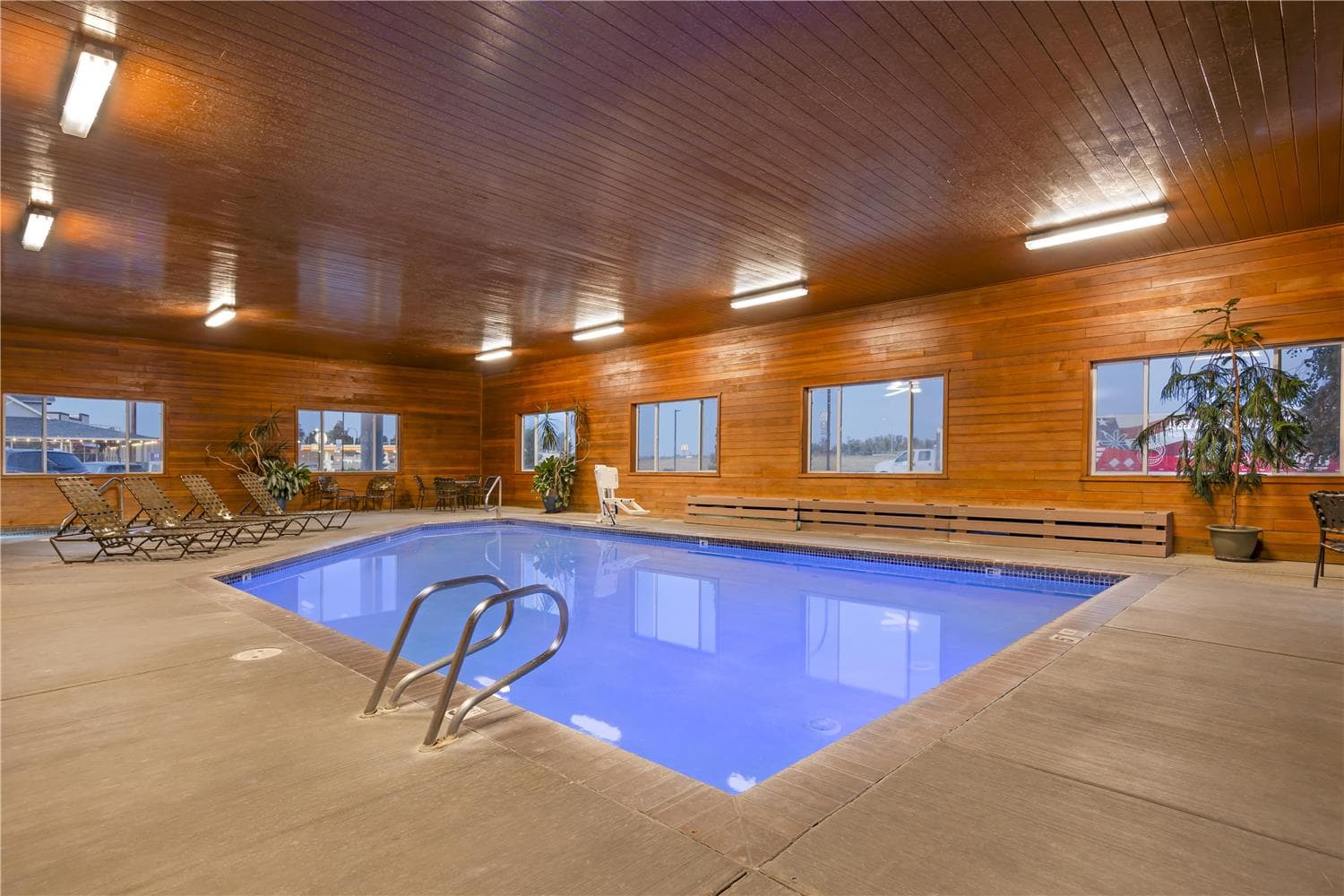 Best Western Plus Vintage Valley Inn 5