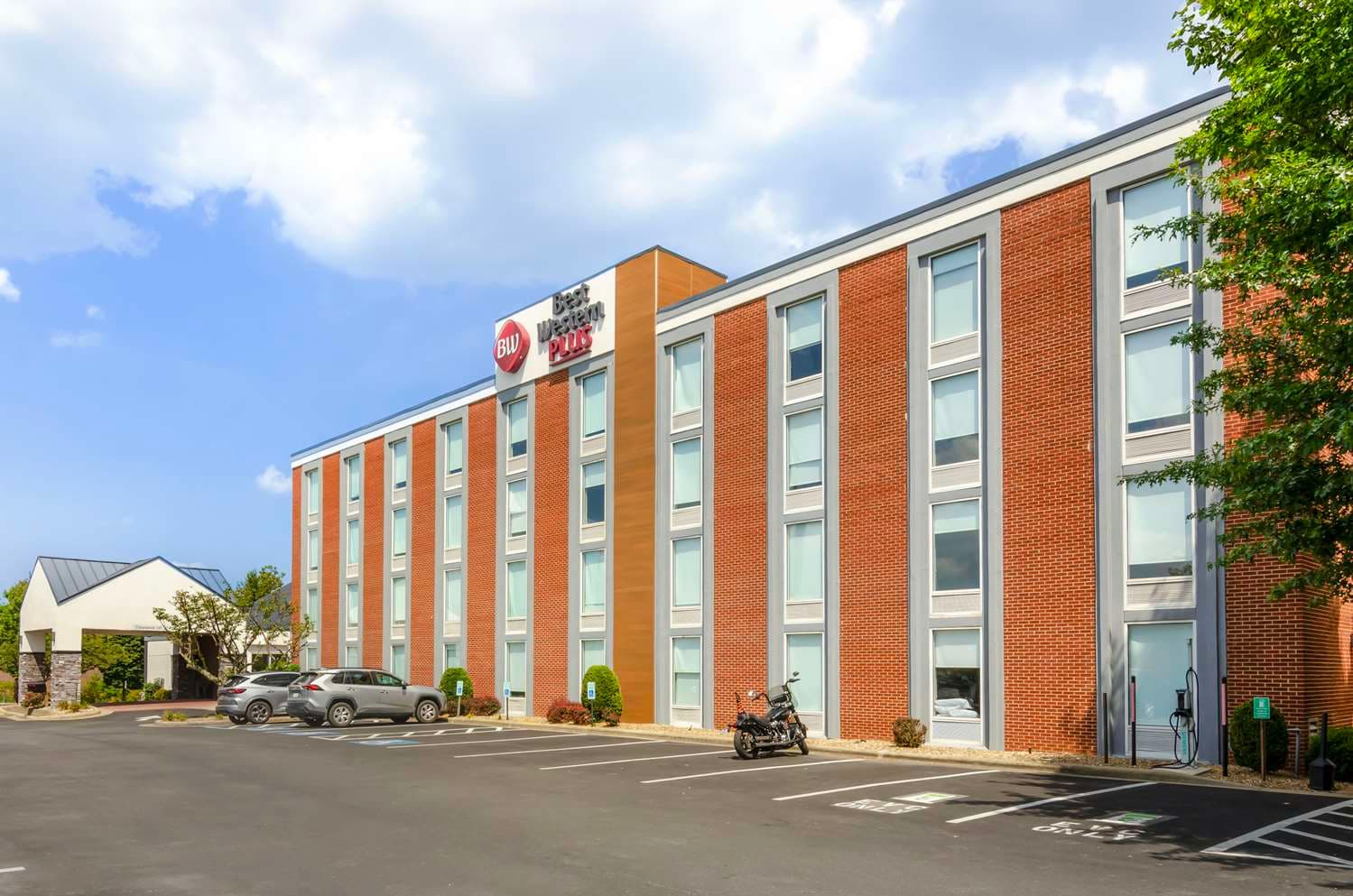 Best Western Plus Beckley Inn 2
