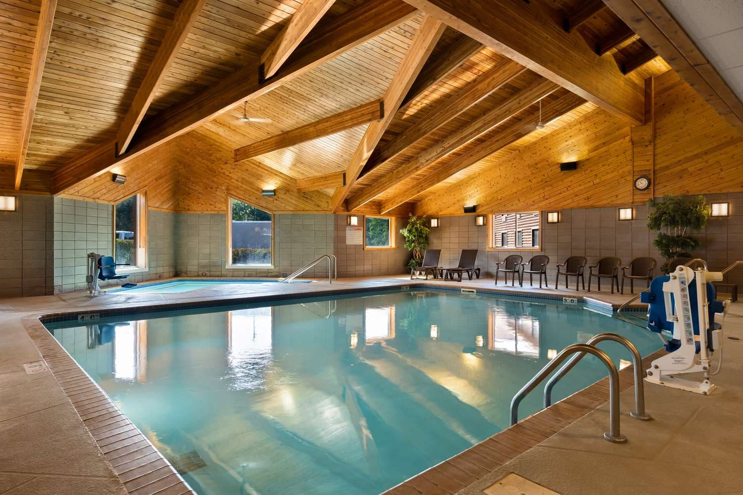 Best Western Northwoods Lodge 4