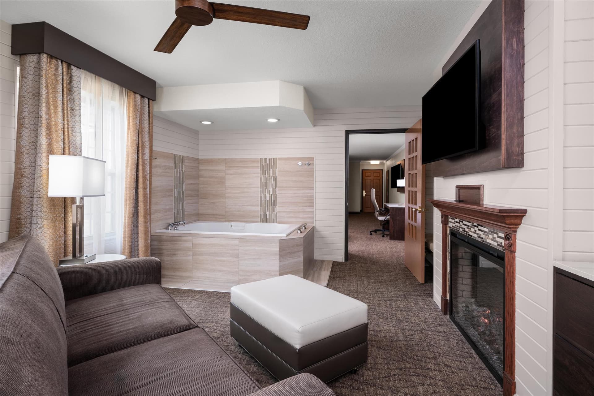 Best Western Premier Bridgewood Resort Hotel 4