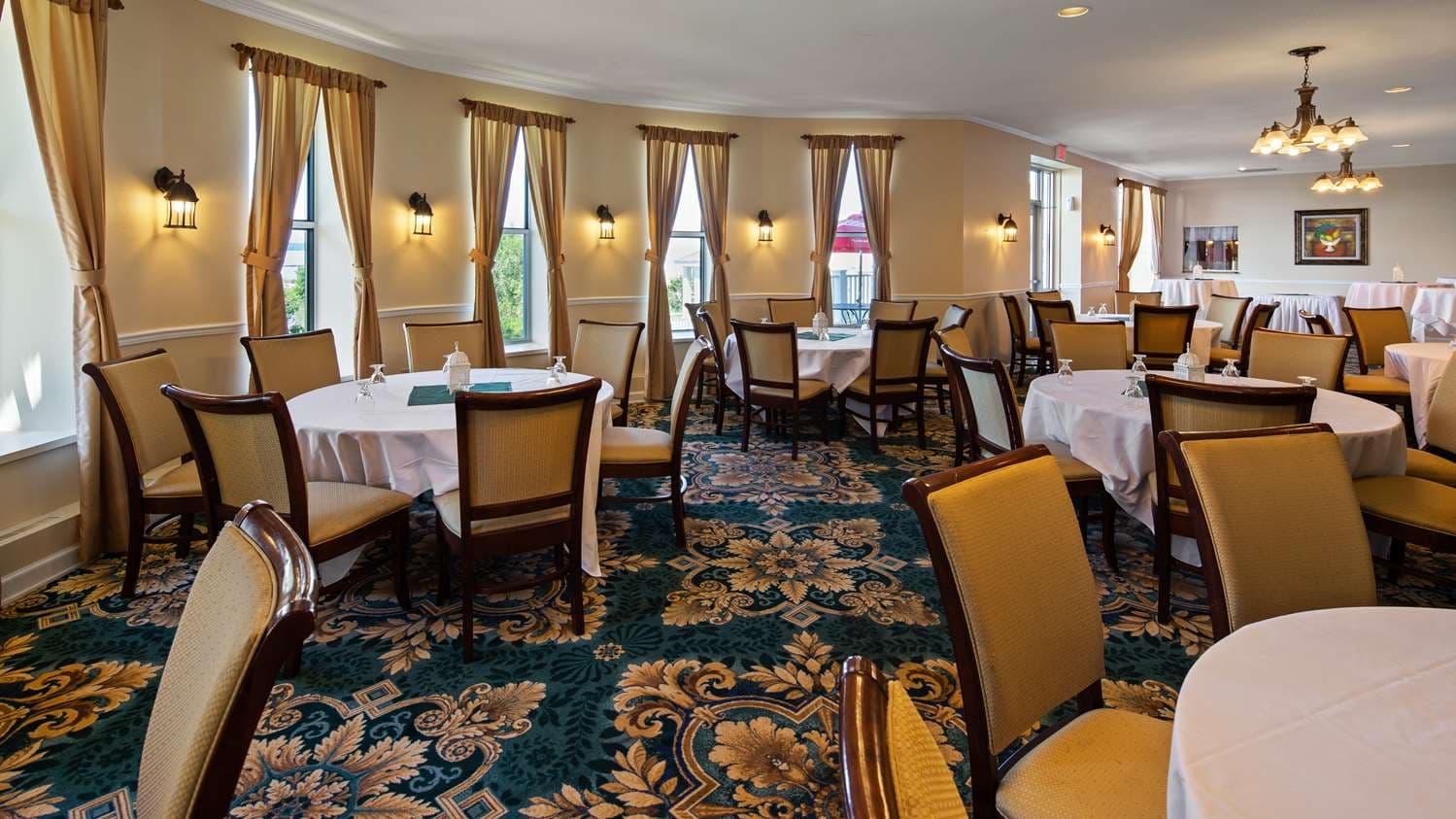 Best Western The Hotel Chequamegon 2