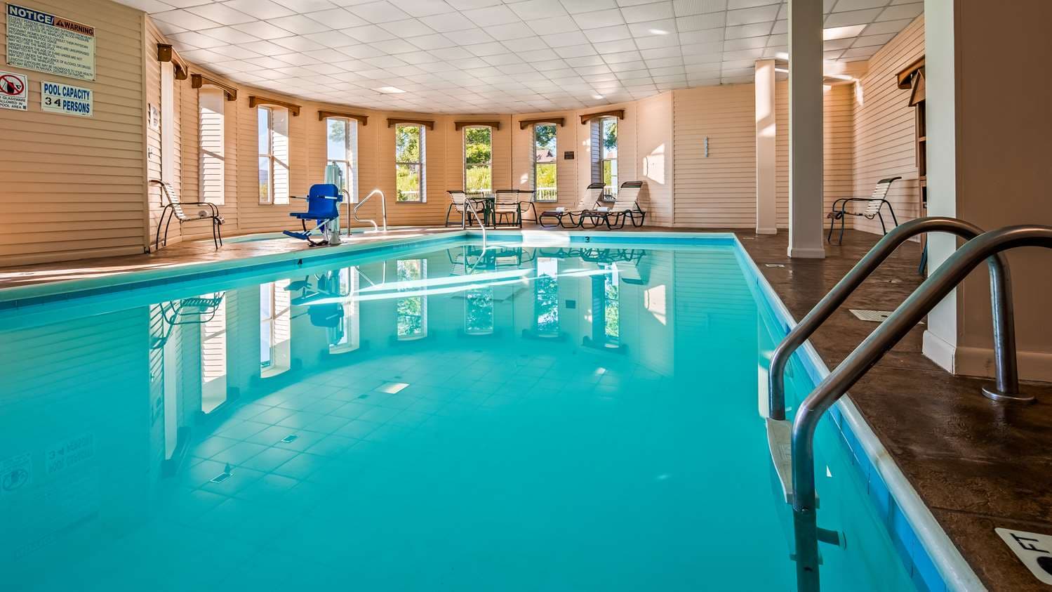 Best Western The Hotel Chequamegon 4