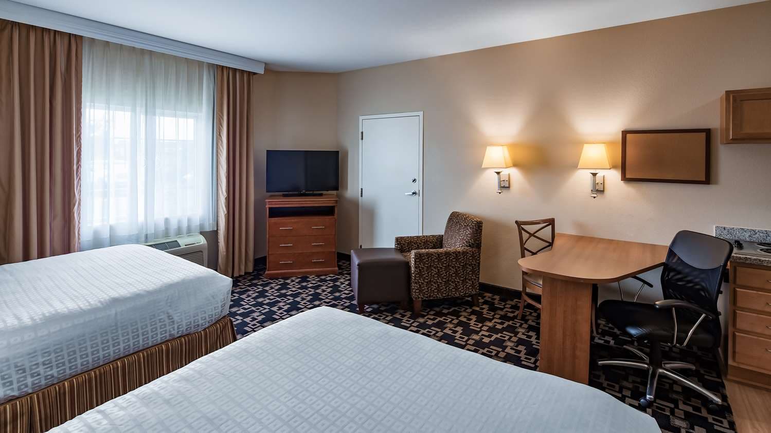 Best Western Plus Wausau/Rothschild Hotel 4