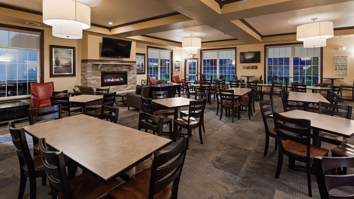 Best Western Plus Wausau/Rothschild Hotel 5