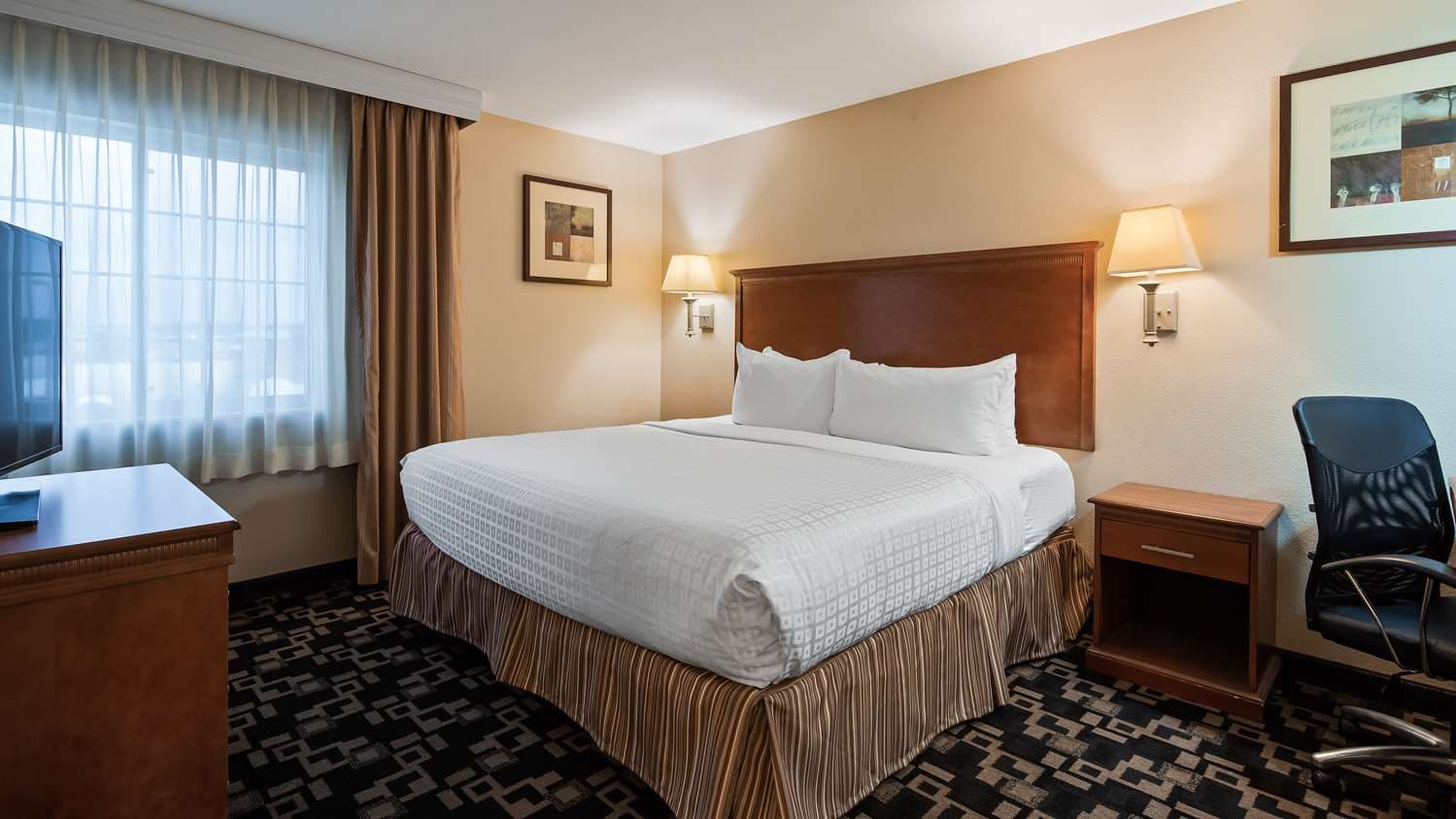 Best Western Plus Wausau/Rothschild Hotel 3