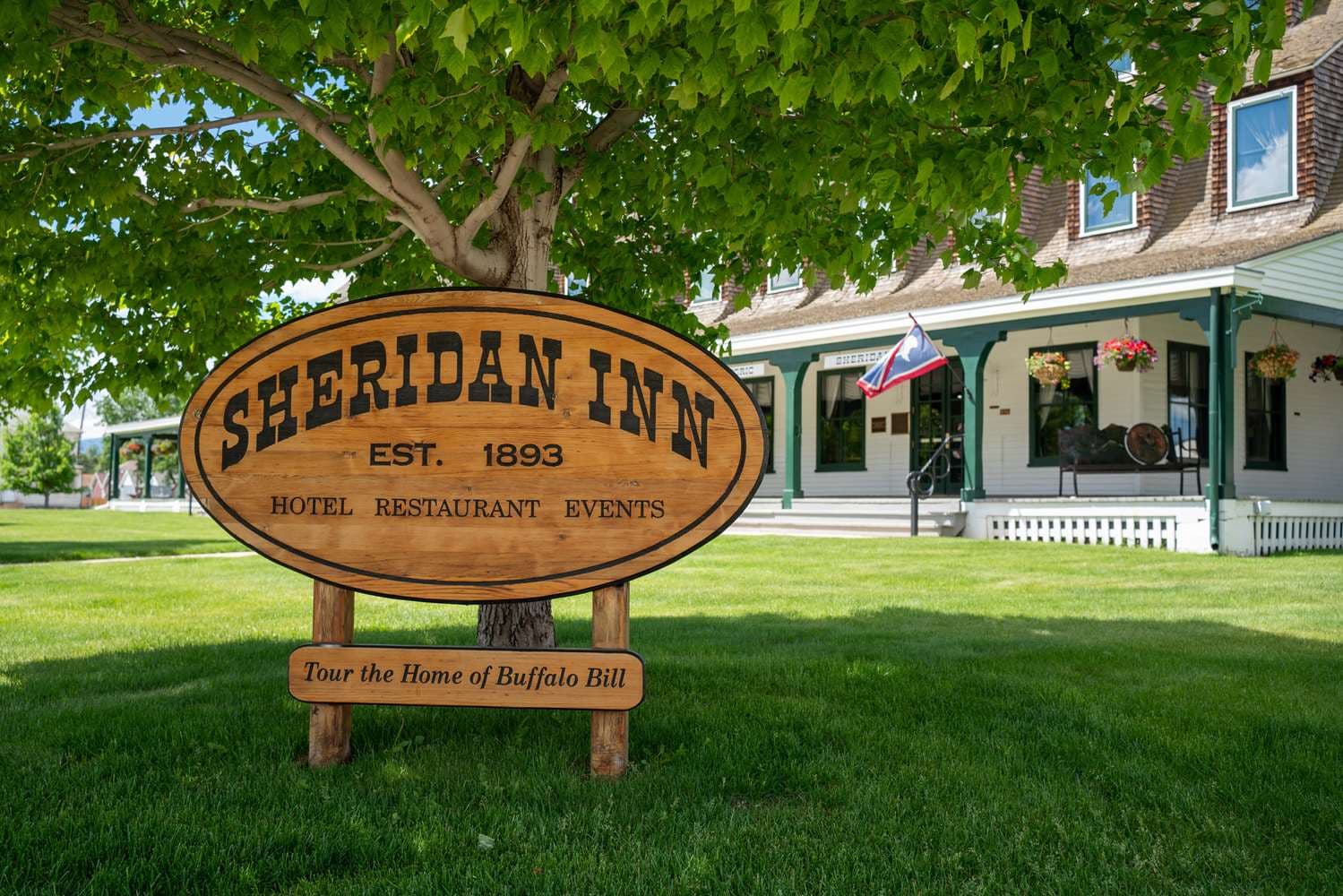 Sheridan Inn, B/W Signature Collection 4