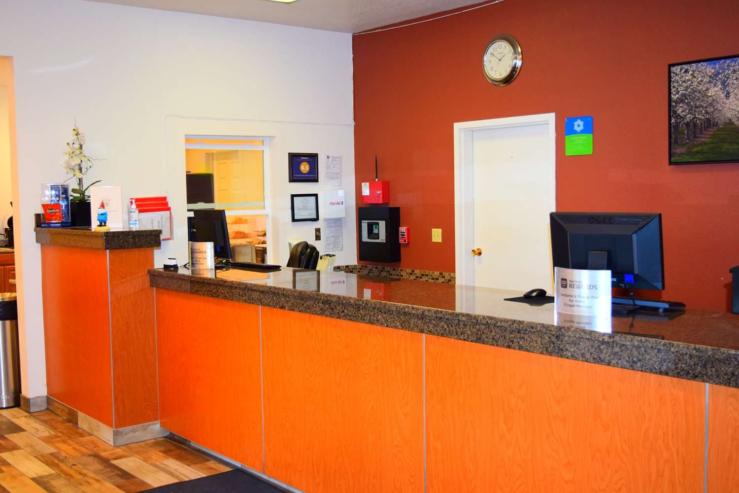 SureStay Hotel by Best Western Wenatchee 2