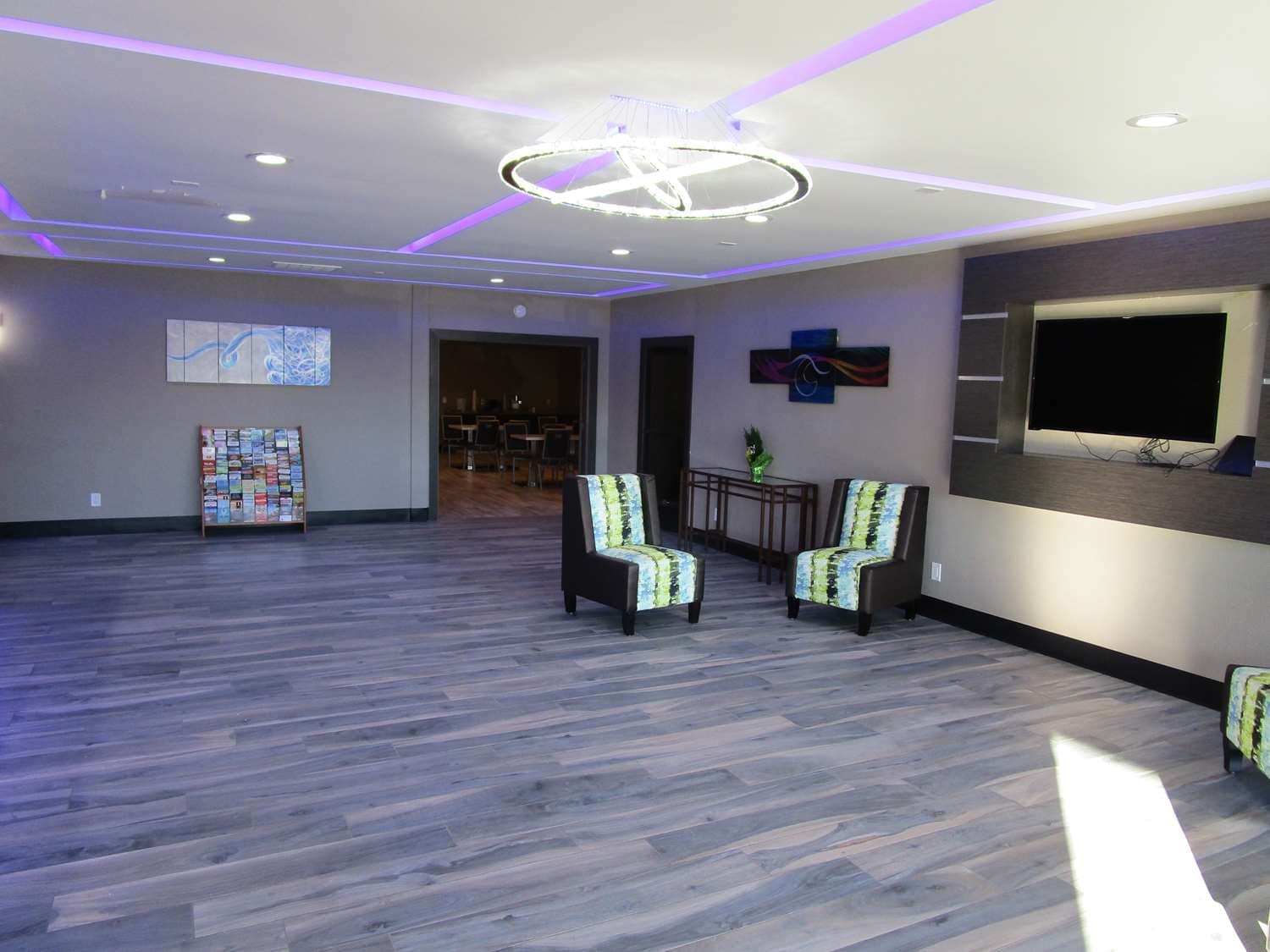 SureStay Plus Hotel by Best Western Point Richmond 2
