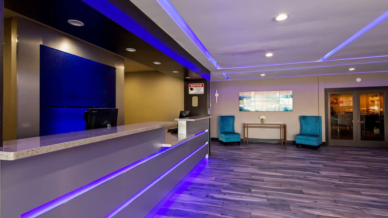SureStay Plus Hotel by Best Western Point Richmond 5