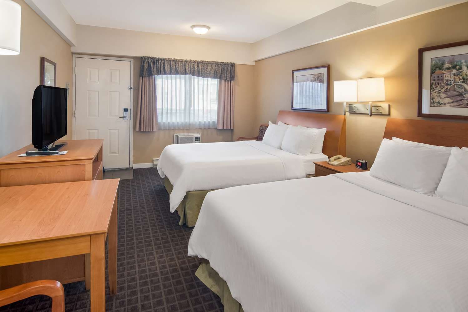 SureStay Hotel by Best Western North Vancouver Capilano 4
