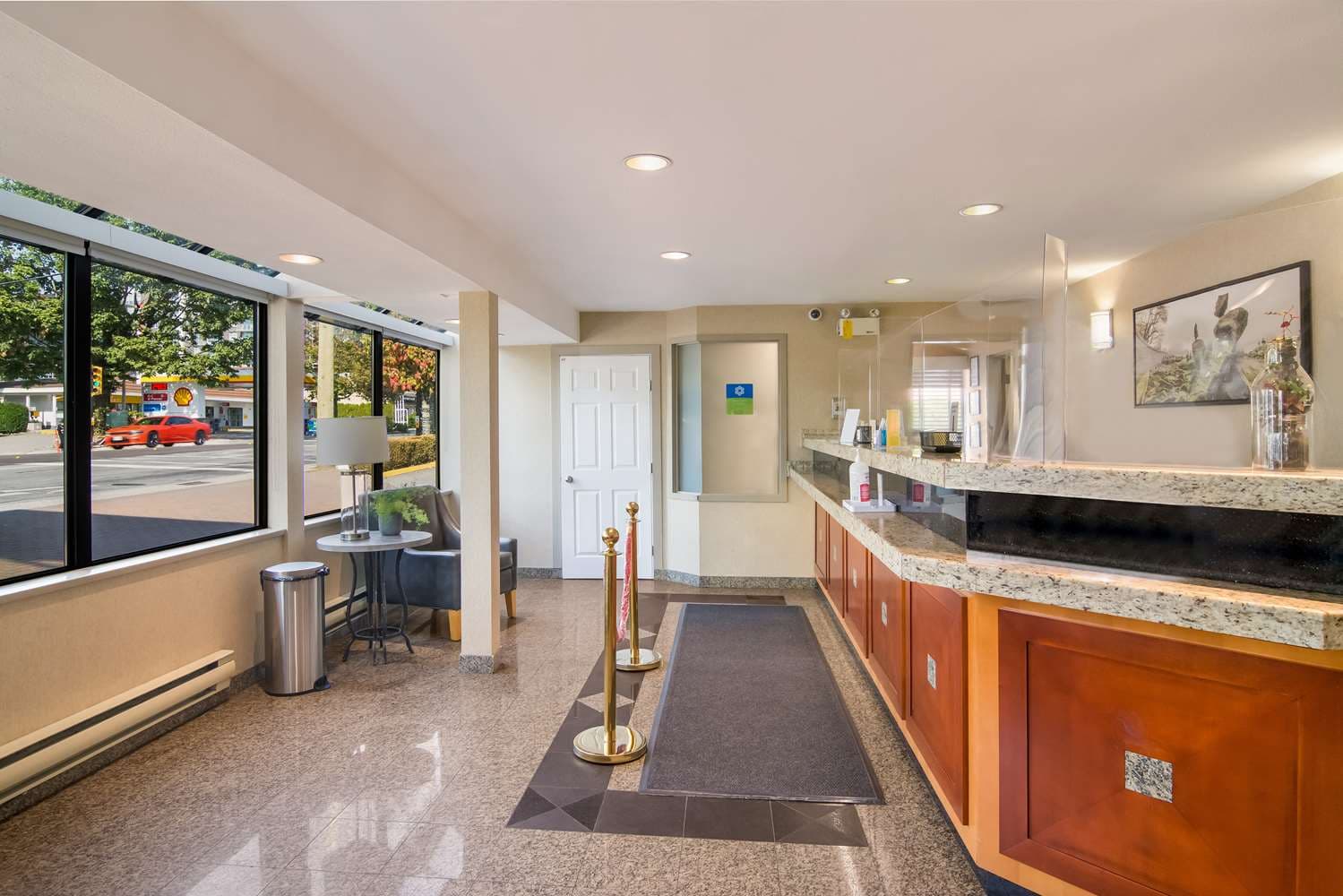 SureStay Hotel by Best Western North Vancouver Capilano 2