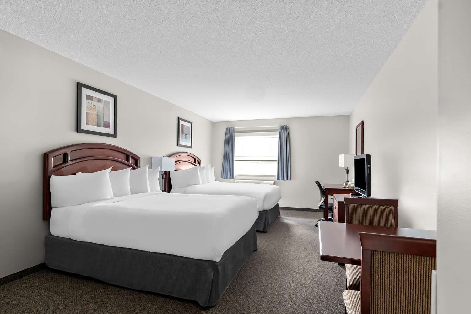 SureStay Plus Hotel by Best Western Hardisty 4