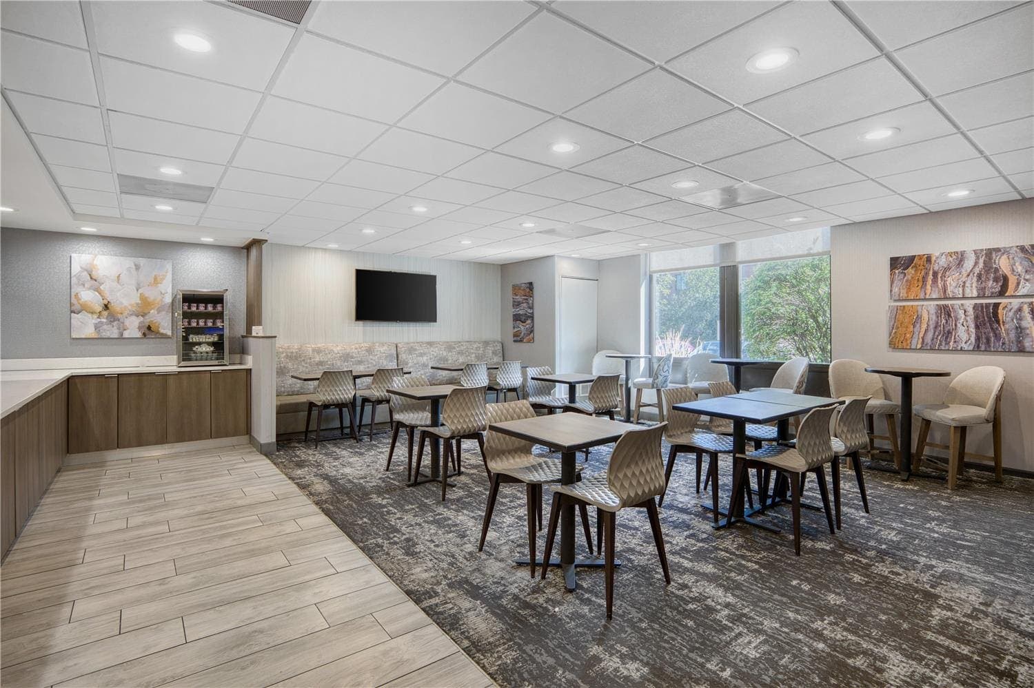 SureStay Plus Hotel by Best Western Chicago Lombard 5