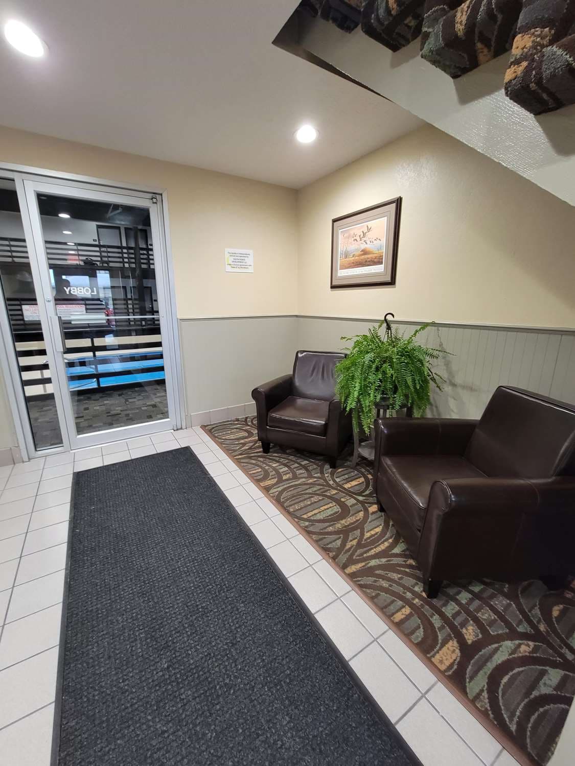 SureStay Plus Hotel by Best Western Grand Island 3