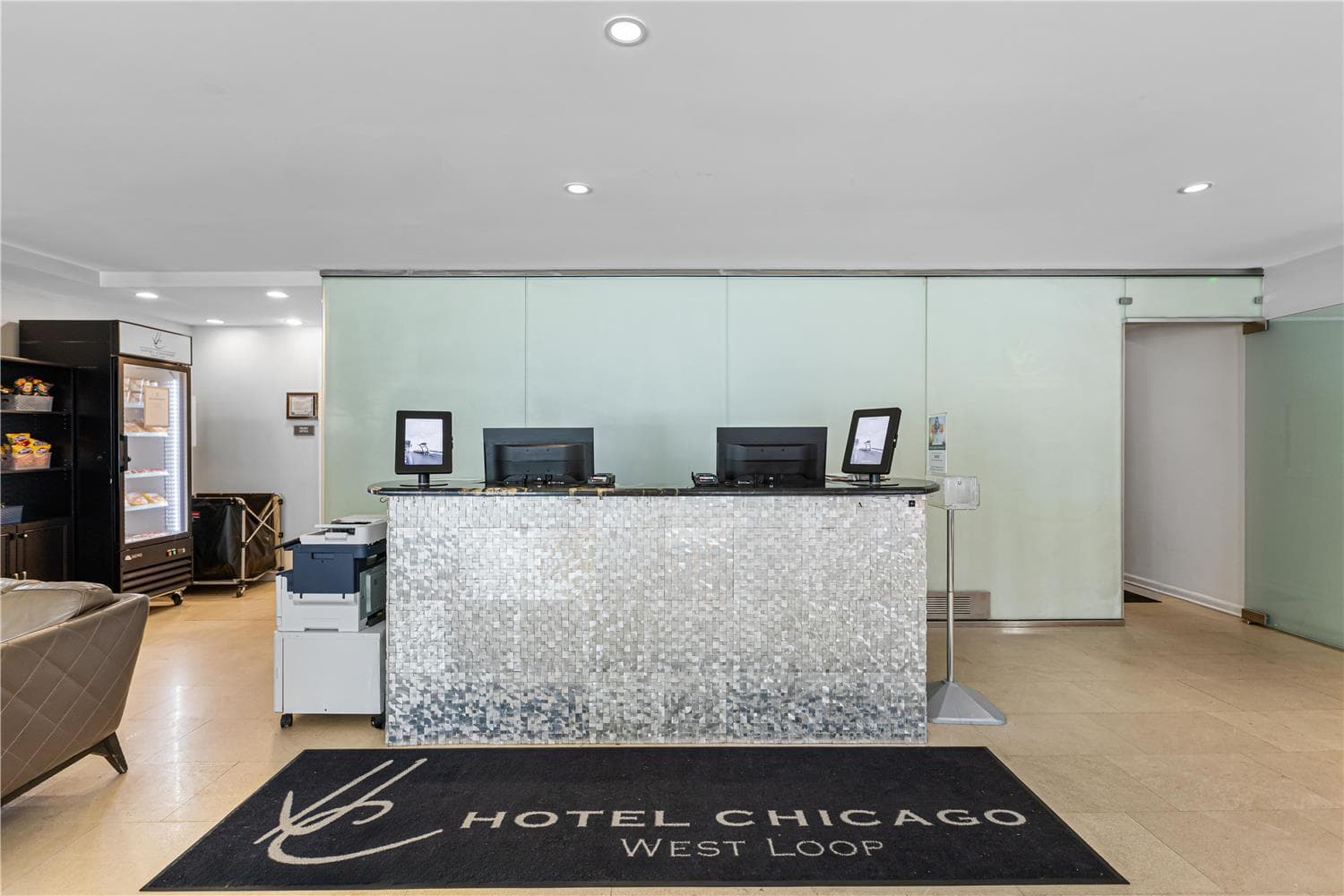 Hotel Chicago West Loop, SureStay Collection by Best Western 3