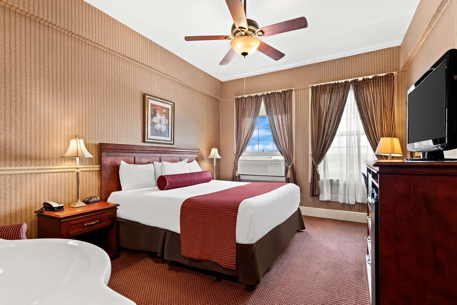 Genetti Hotel, SureStay Collection by Best Western 2