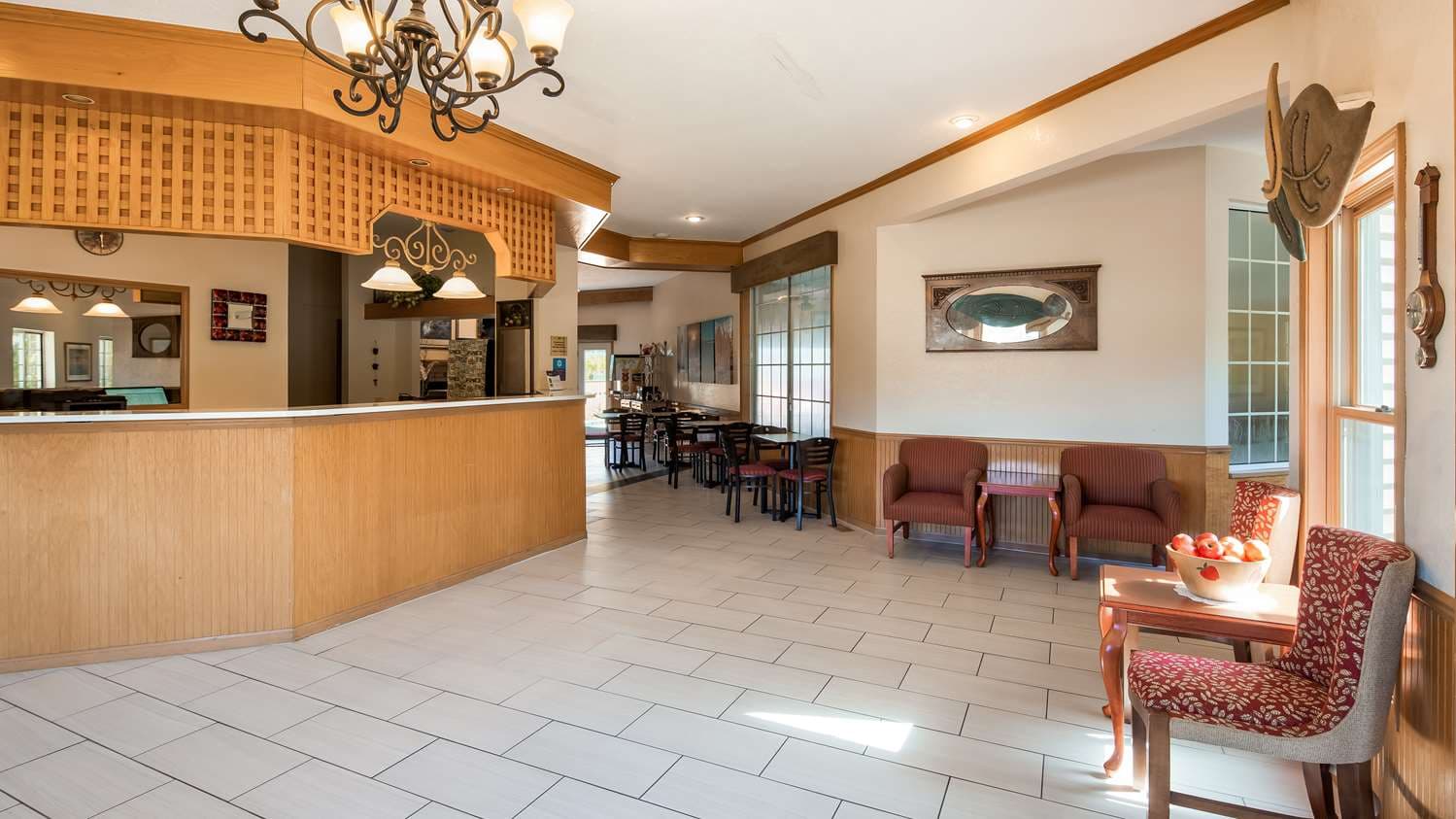Apple Tree Inn, SureStay Collection by Best Western 4