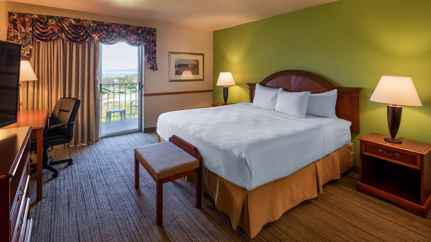 Apple Tree Inn, SureStay Collection by Best Western 2
