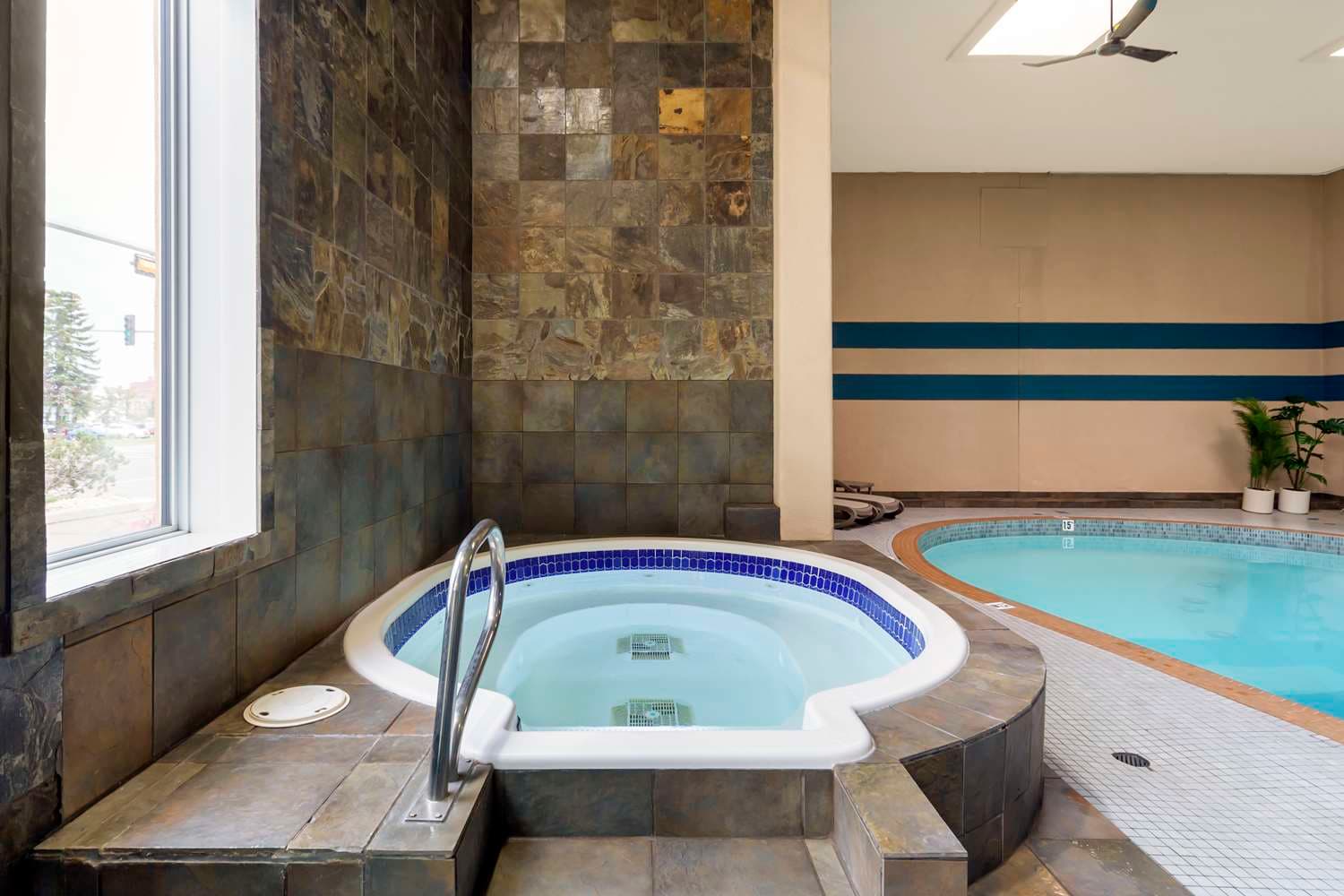 Best Western Plus City Centre Inn 4