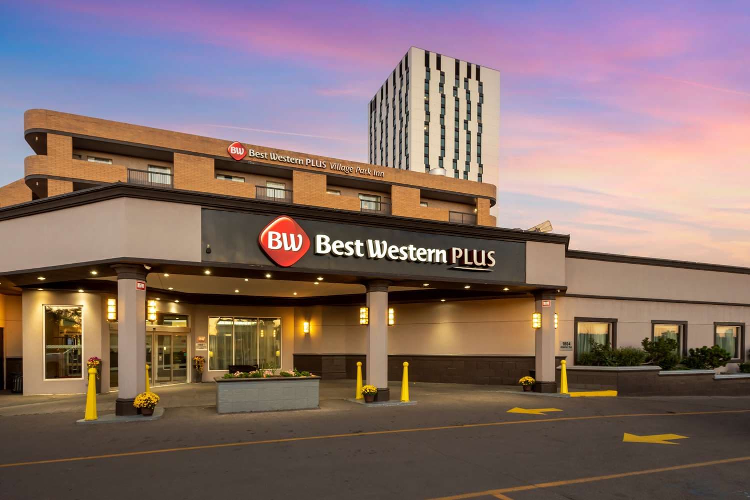 Best Western Plus Village Park Inn 3