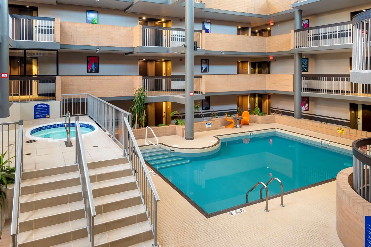 Best Western Plus Village Park Inn 2