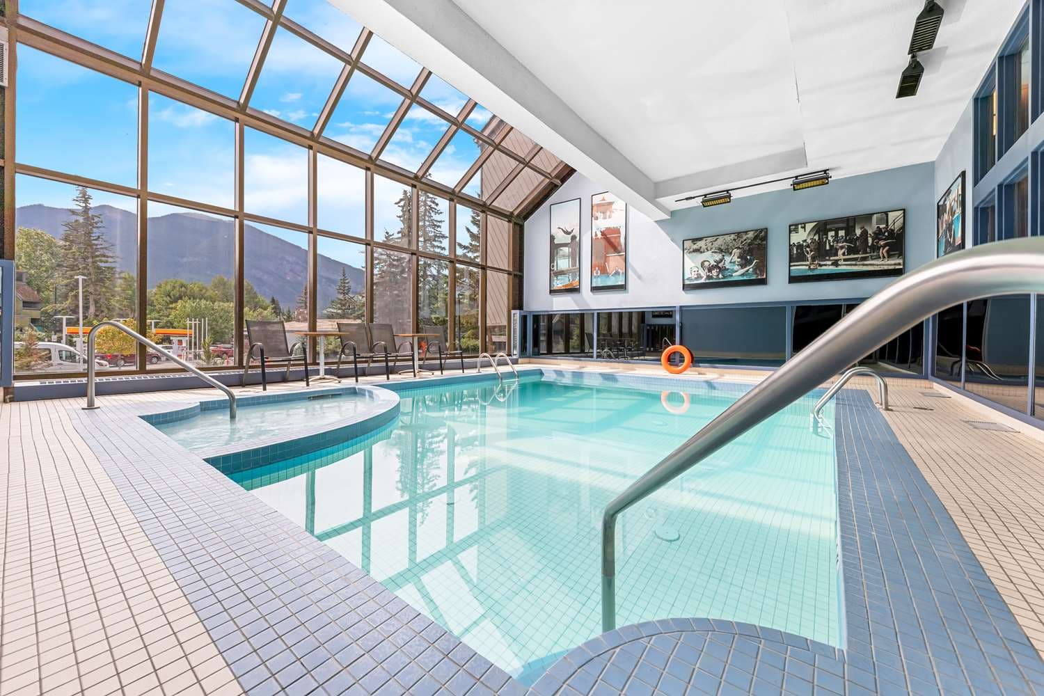 Best Western Plus Banff International Lodge 4