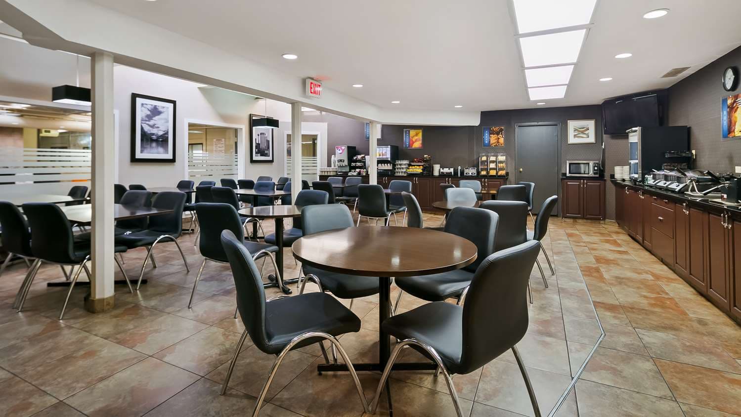 Best Western Airport Inn 4