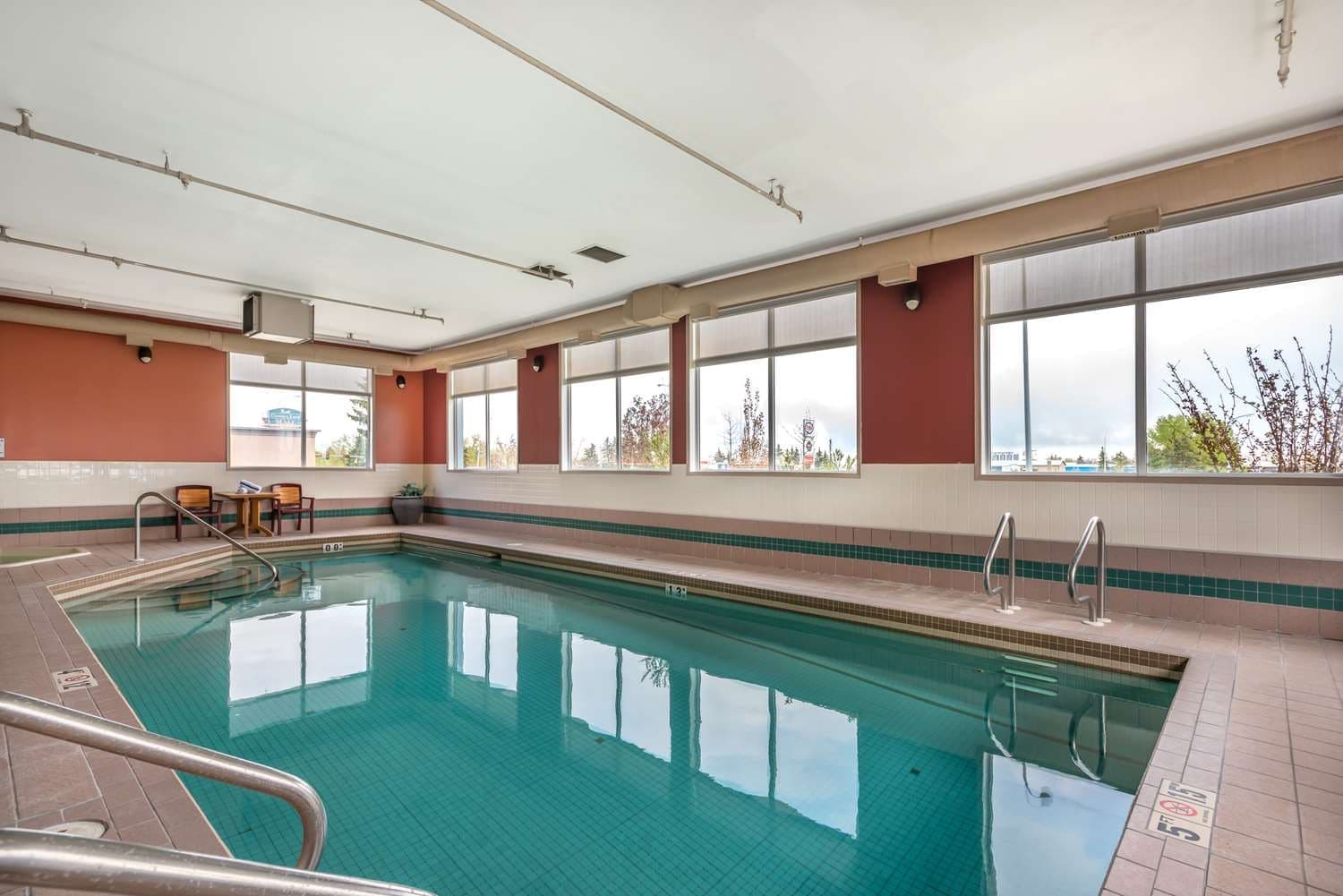 Best Western Strathmore Inn 3