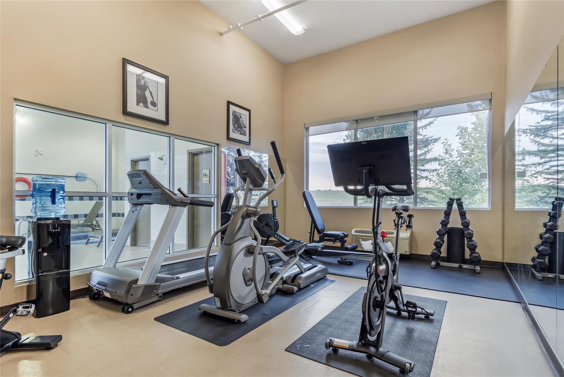 Best Western Plus Red Deer Inn & Suites 3