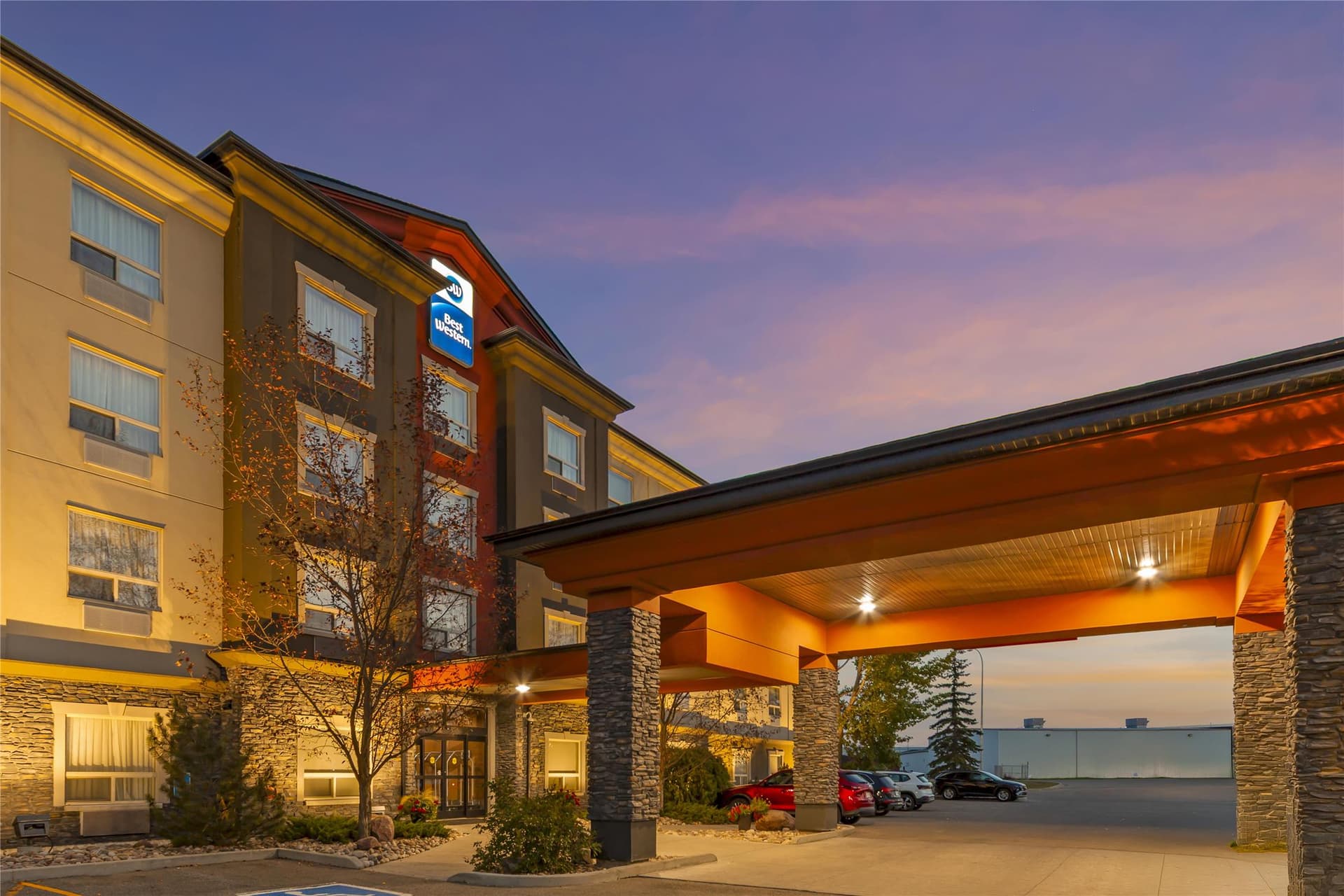 Best Western Bonnyville Inn & Suites 2