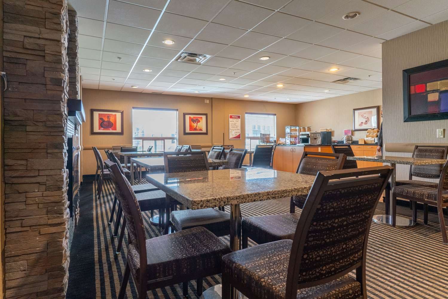 Best Western Plus South Edmonton Inn & Suites 4