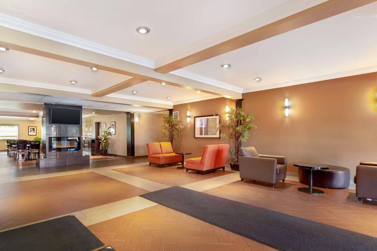 Best Western Plus Peace River Hotel & Suites 3