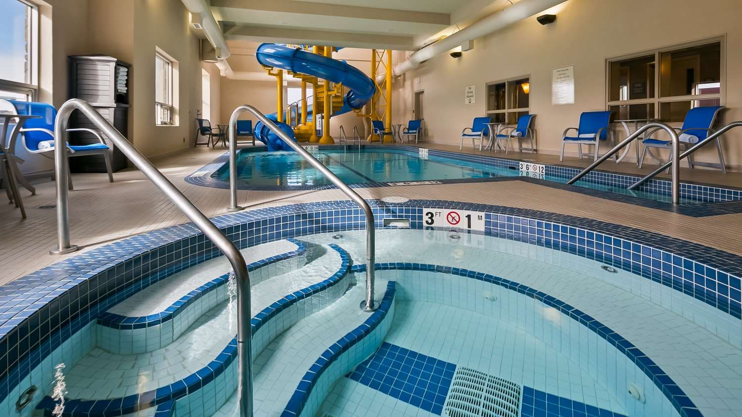 Best Western Plus Okotoks Inn & Suites 2