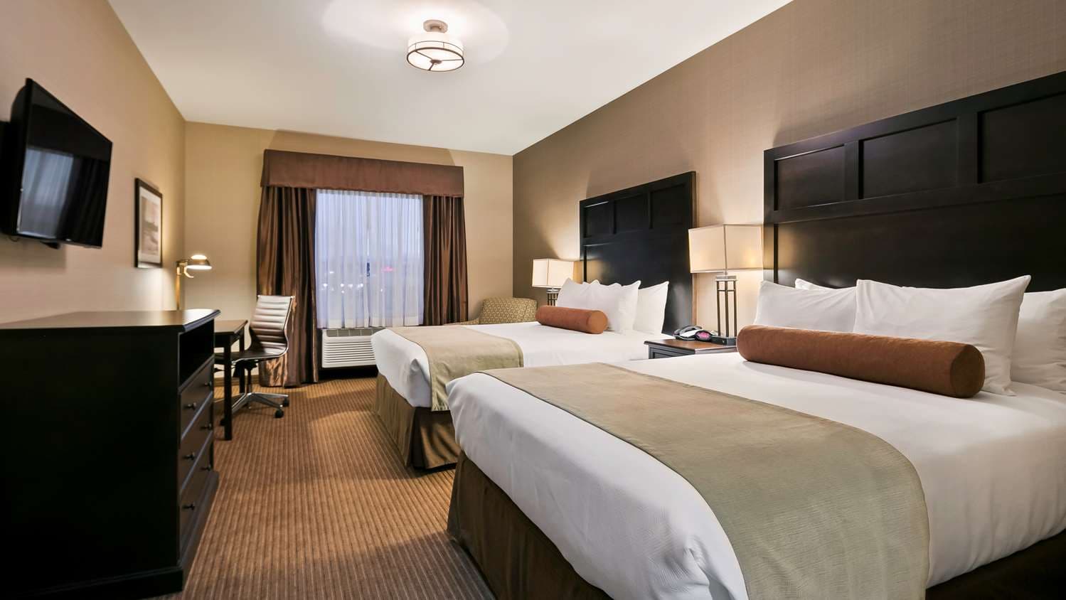 Best Western Plus Okotoks Inn & Suites