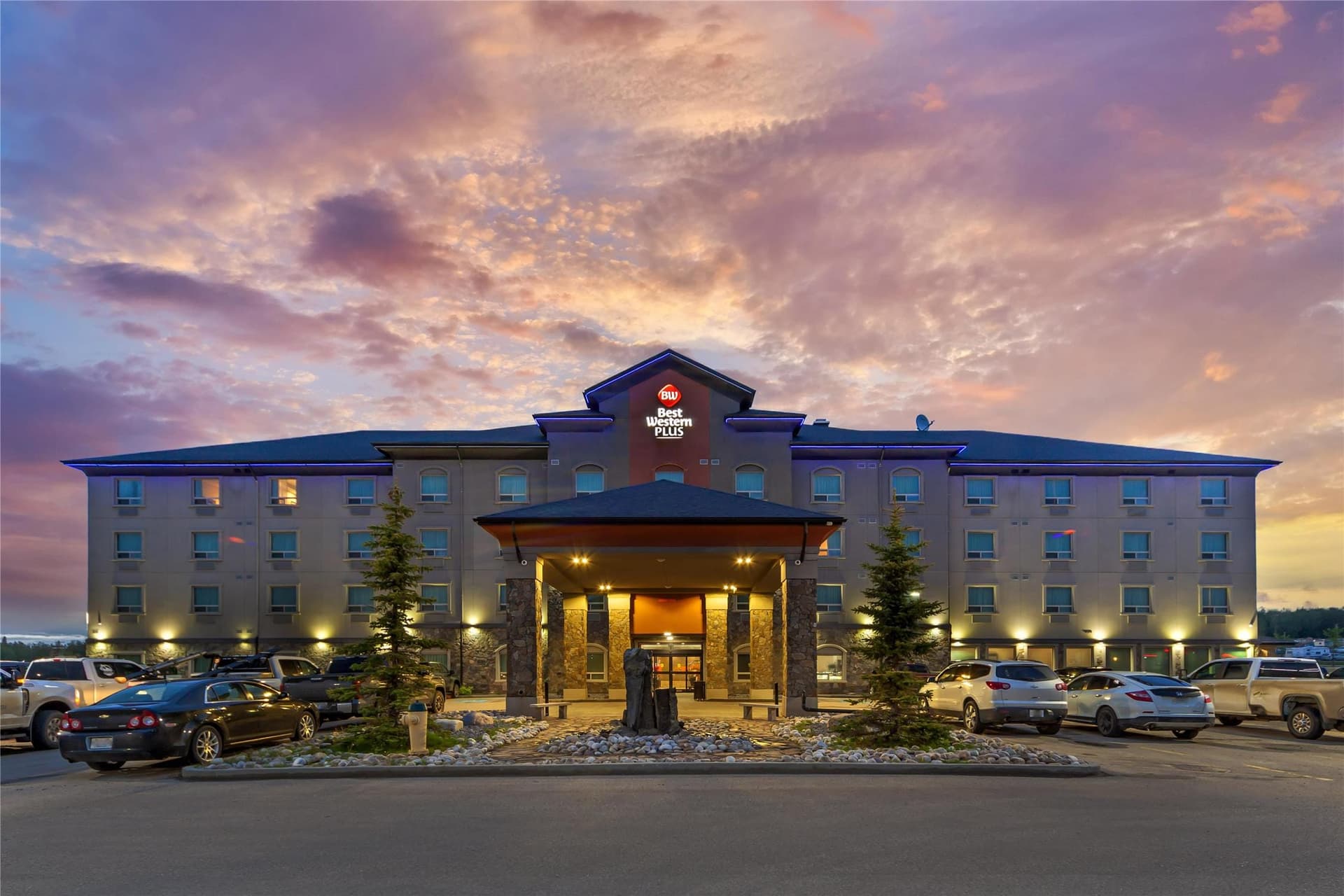 Best Western Plus Drayton Valley 2