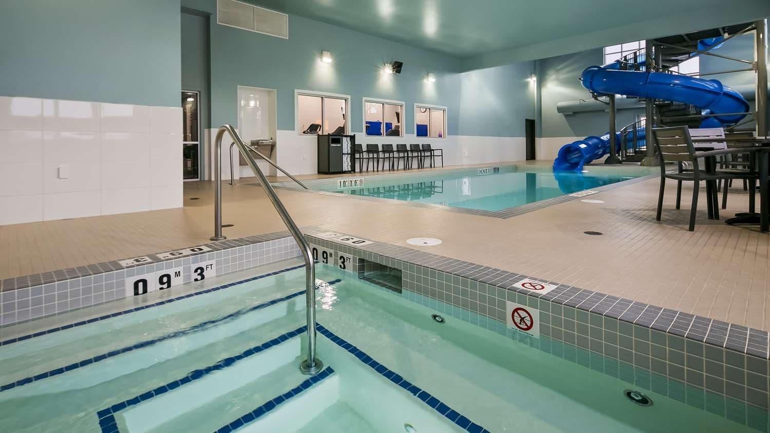 Best Western Plus Lacombe Inn & Suites 4